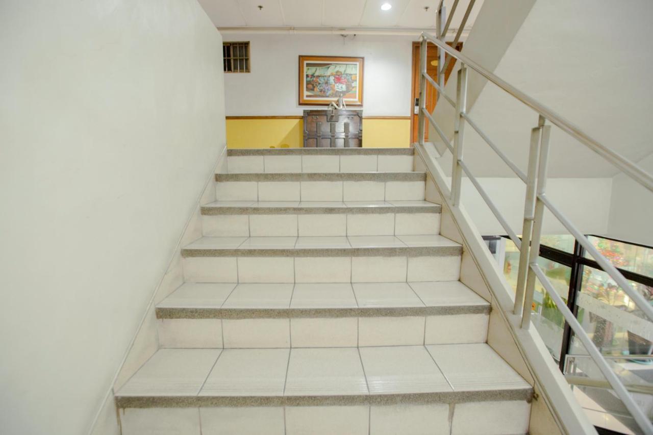 纽格兰奇公寓酒店 奎松市 外观 照片